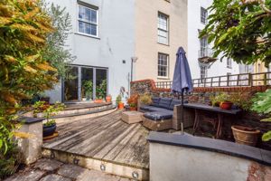 Garden - click for photo gallery